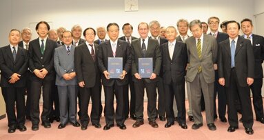 Implantologie: Kooperation mit japanischer Gesellschaft