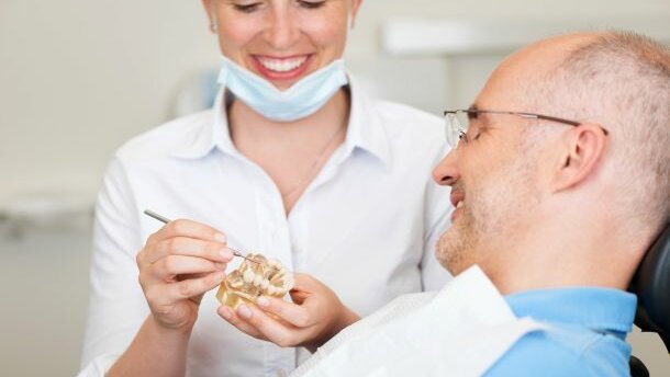Patiënt wil weten wat tandarts doet