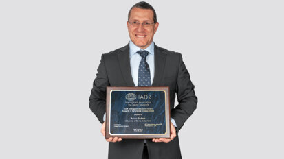 Prof. Anton Sculean receives top periodontal research award