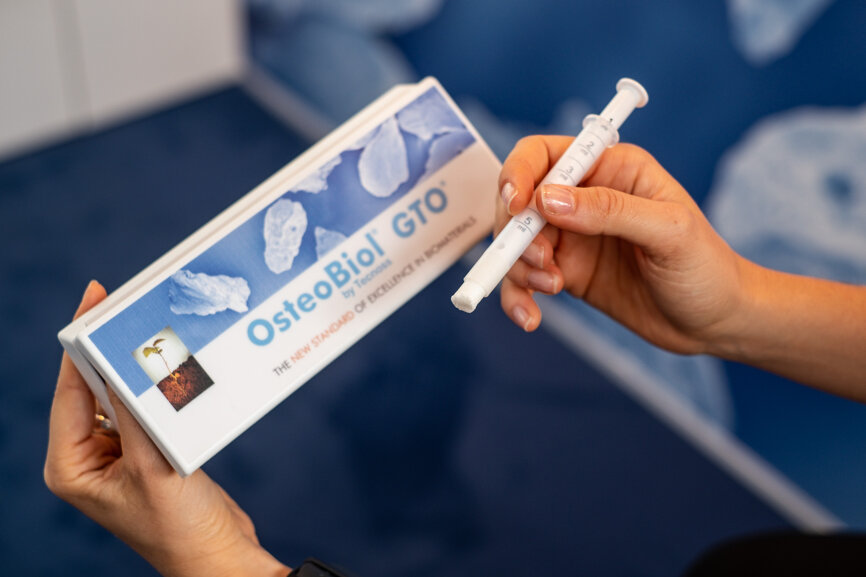 Tecnoss is presenting a new bone grafting material, OsteoBiol GTO, at EAO 2019. (Photograph: DTI)