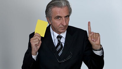 „Gelbe Karte“ für Minister Rösler