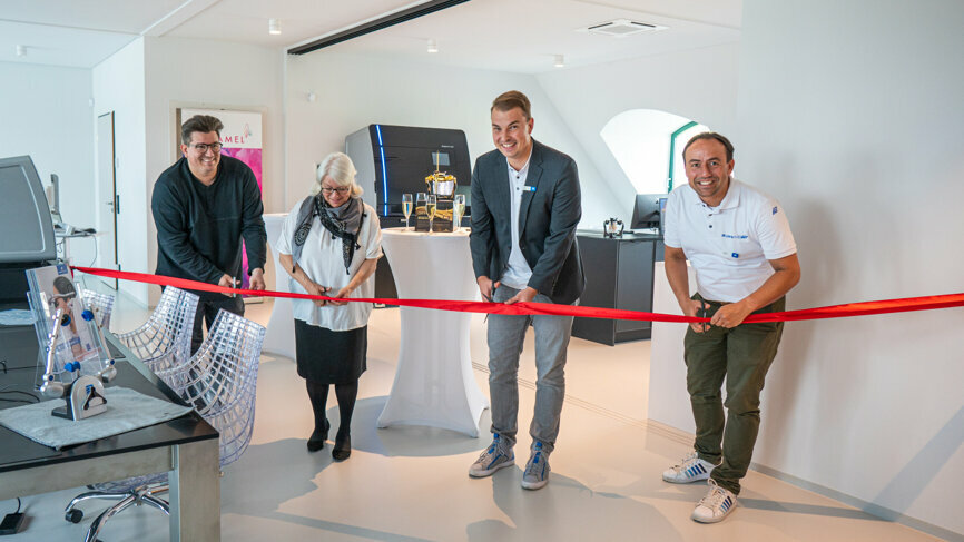 Amann Girrbach’s We Are One Tour began in Berlin with product demonstrations, lectures, and the official opening of a new dental laboratory training and education centre. Pictured (left to right) is Christoph-Alexander Löck und Petra Löck, managing directors of Dentalbors Enamel and Yannick Bogner and Christian Kirsche of Amann Girrbach. (Image: Amann Girrbach)