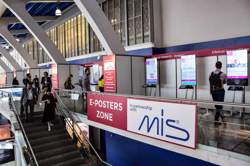 Poster presentations were displayed at the congress on electronic screens. (Photograph: DTI)