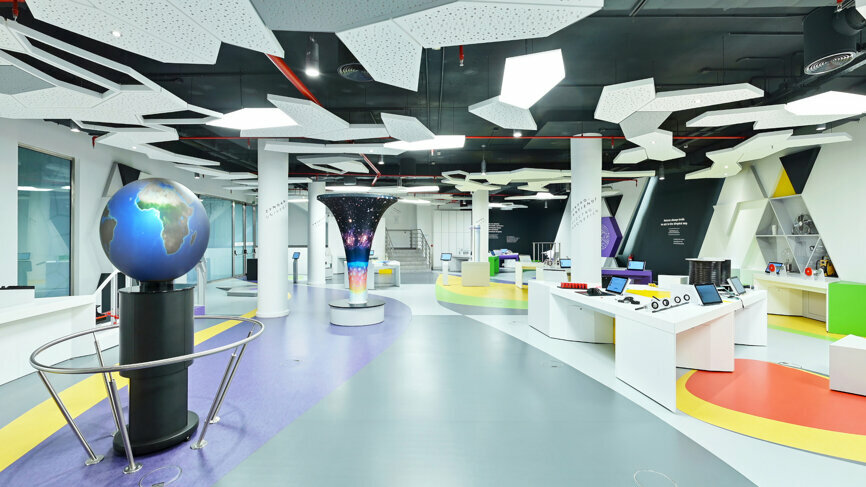 As part of the social programme, participants will be able to visit the foundation’s new science and technology centre. 
