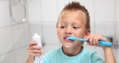 Hefepilz-Infektion macht Kinderzähne kariesanfällig