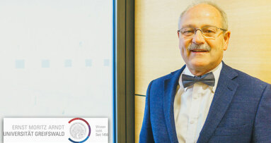Greifswalder Zahnmediziner Prof. Biffar wurde für sein Lebenswerk geehrt