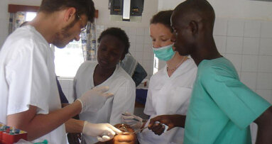 Gambia: Mehr erhaltene Zähne bei Parodontitis