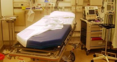 Polacy boją się szpitali i specjalistycznego sprzętu medycznego
