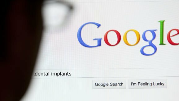 Ferramentas de busca on-line têm pouca utilidade para pessoas que buscam informações sobre implantes
