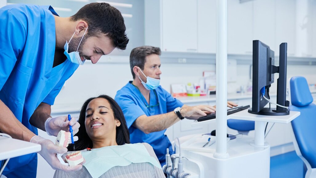Komt er een cao voor tandartsassistenten?