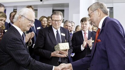 King of Sweden introduced to new standard of dental technology at Planmeca