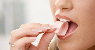 New research shows chewing gum may turn off earworms