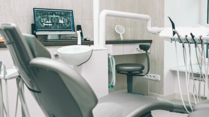 Zwitserse tandarts beschuldigd van beperkte hygiëne