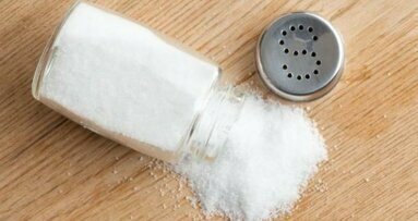 Nadużywanie soli sprzyja zawałom serca i udarom mózgu