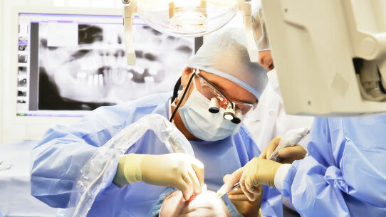 Study suggests dentists cause implant failure