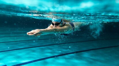 Research finds link between competitive swimming and tooth staining