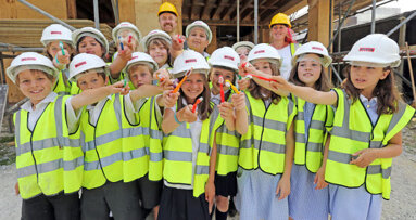 Brighton builds waste house with 20,000 toothbrushes