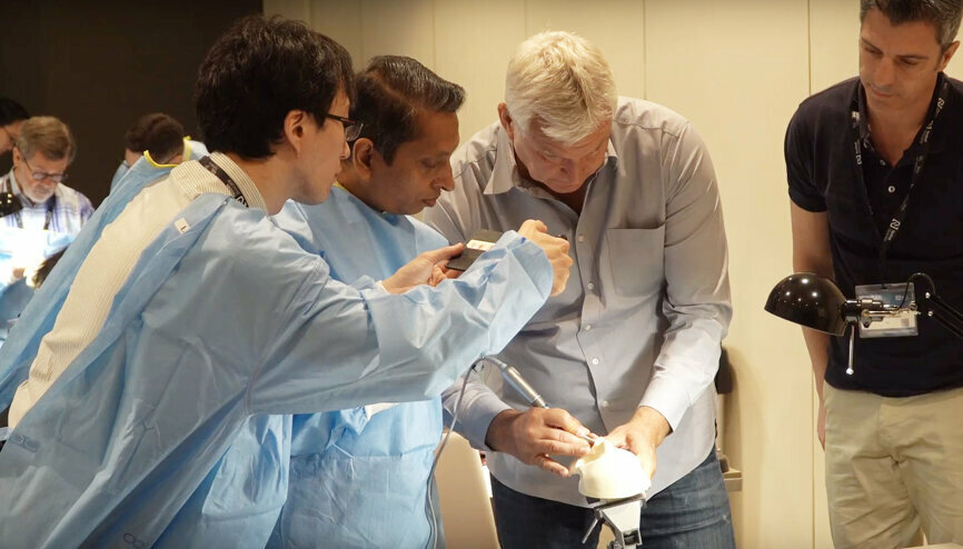  Hands-on session with Prof Paulo Malo. (Photograph: Nobel Biocare)