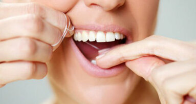 Oltre un quarto degli americani dice bugie al proprio dentista sull’uso del filo interdentale