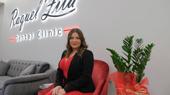 Raquel Zita Dental Clinic, um espaço no Porto que reúne clínica e formação