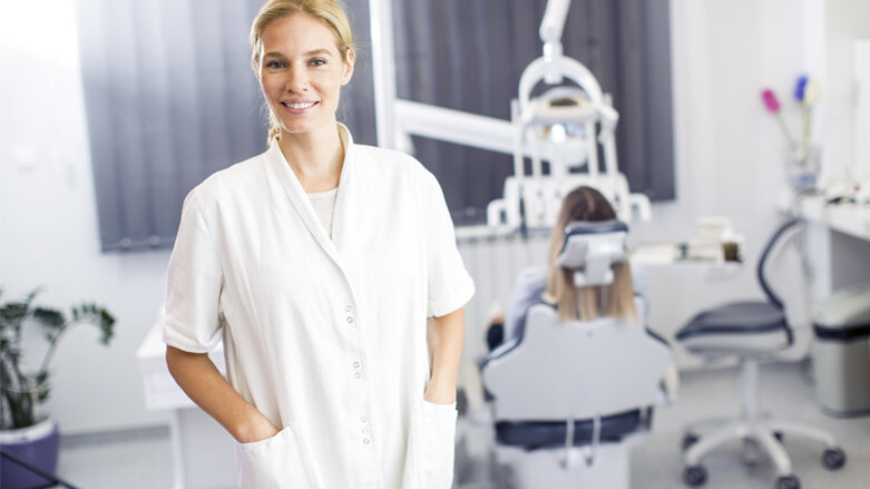 Studie: Frauen dominieren in fünf Jahren die Zahnmedizin