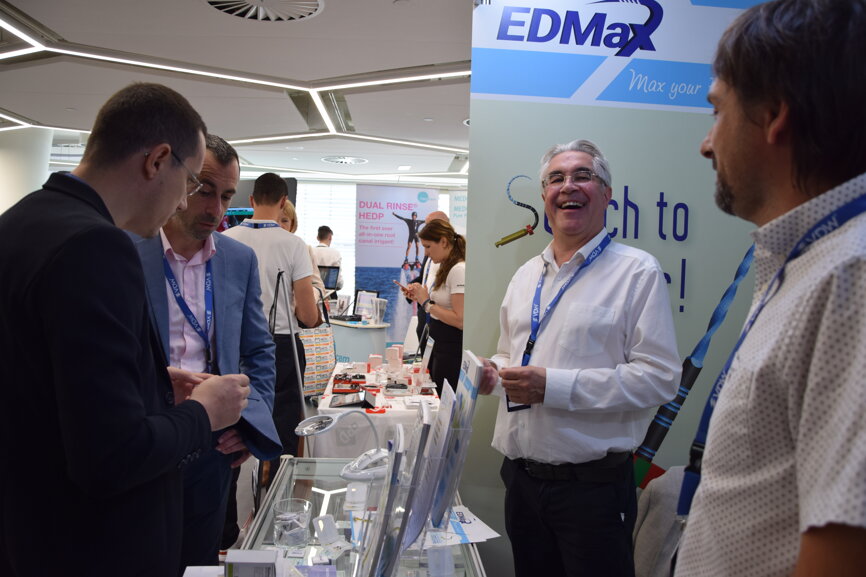 It's all smiles at the EDMax booth.