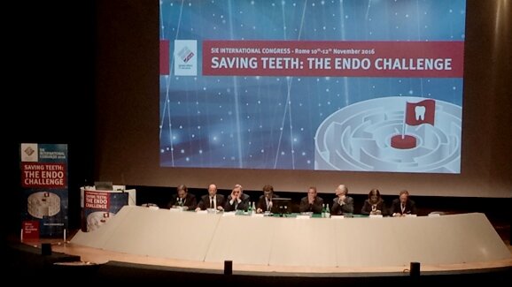La salvaguardia dei denti naturali: tema del congresso SIE fra storia, studenti e associazioni scientifiche