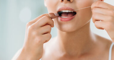 Study links dental flossing to higher levels of toxic chemicals in body