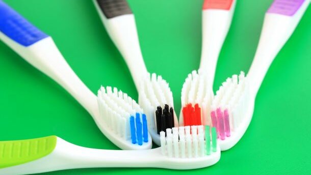 Tandenborstel bevat vaak darmbacteriën