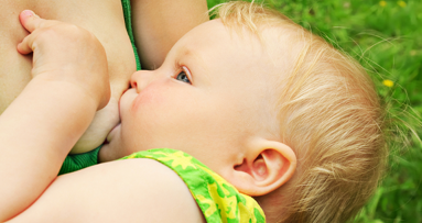 早期う蝕予防を目的とした母乳育児の方針を変更，米国歯科医師会