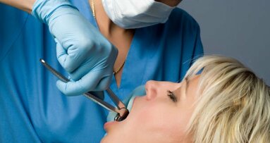 Академията за екстракции“ помага на зъболекарите да предоставят безопасни и ефективни процедури