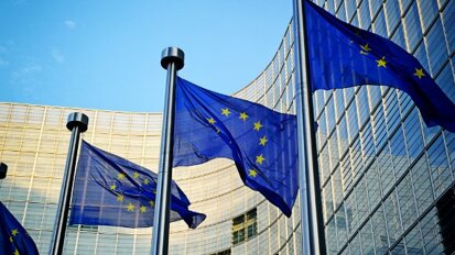 UE investiga aquisição da Biomet pela Zimmer