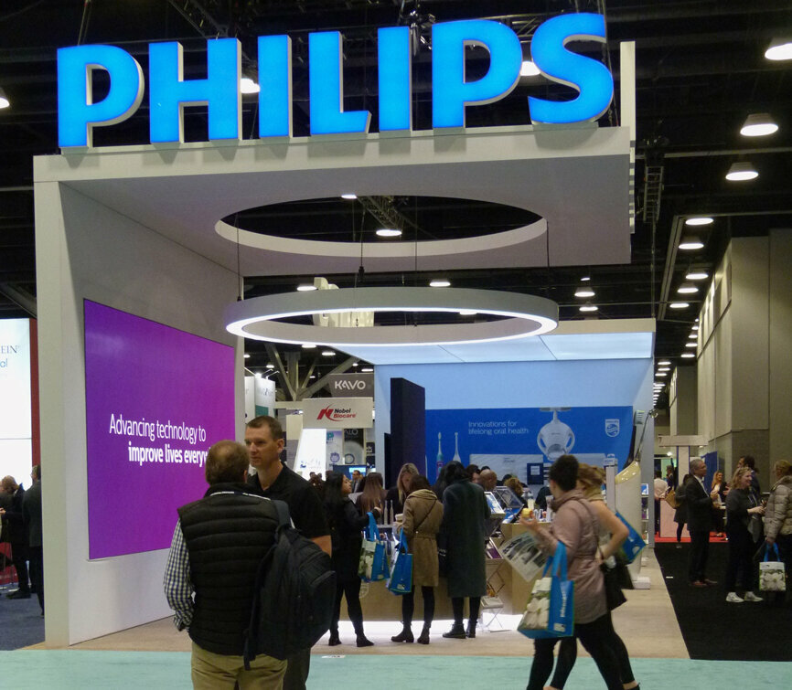 Front and center, you can’t miss the Philips booth as you enter the Exhibit Hall. (Photo: Robert Selleck/Dental Tribune)