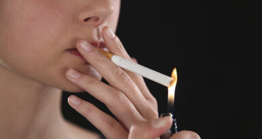 40 Millionen schwere Parodontitisfälle: Ursache Rauchen