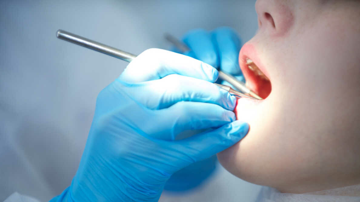 Badanie EFP ujawnia wpływ COVID-19 na praktykę periodontologiczną