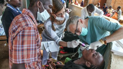 Dentists for Africa invites dental professionals to online information session