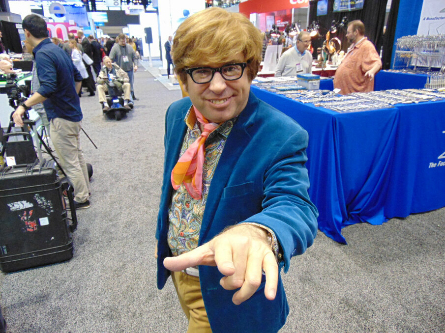 The Fake Austin Powers is here with ProSites.  (Photo: Fred Michmershuizen/Dental Tribune America)