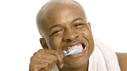 Kako držati preosetljive zube pod kontrolom