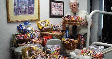 Dentists to collect candy from trick-or-treaters, send it to troops overseas