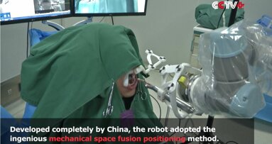 U Kini robot prvi put izveo oralnohirurški zahvat