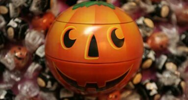 Halloween Candy Buyback Program aims to preserve dental health