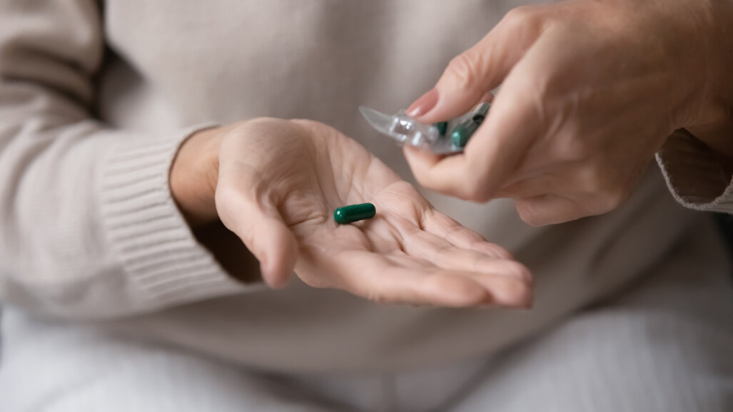 Uno studio collega le restrizioni dei trattamenti in studio all’aumento delle prescrizioni di antibiotici