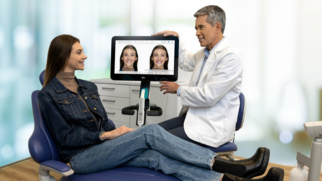 Hình ảnh kỹ thuật số kết quả điều trị bằng niềng răng trong suốt với trình mô phỏng kết quả Công nghệ Align mới