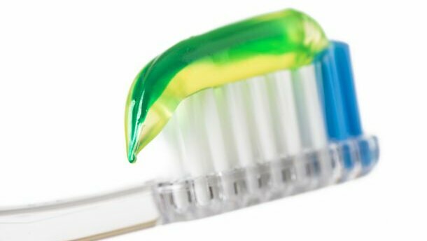 te rechtvaardigen struik controller Nieuwe tandpasta remineraliseert tanden tijdens slaap