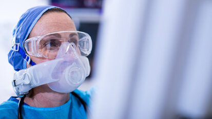 Battery-powered air respirator may protect staff and patients against SARS-CoV-2