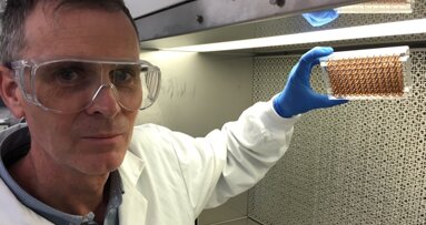 Aussie scientists develop new coating to improve implants