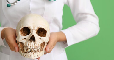 Forensik in der Zahnmedizin: Identifizierung von Toten