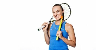 Lenda do tênis Martina Hingis se torna embaixadora da Curaden