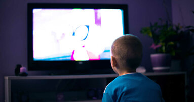 Navika gledanja televizije može da ima uticaj na oralno zdravlje