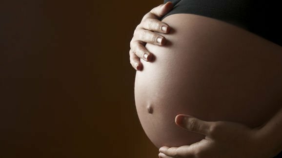 Vitamina D durante a gravidez pode reduzir risco cárie infantil